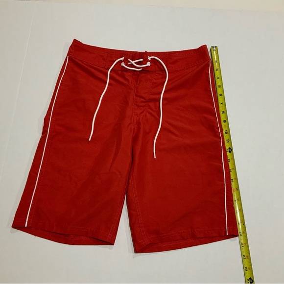 Old Navy California Red Board Shorts . Size 28 - Picture 5 of 6